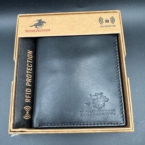 Winchester Black trifold RFID Wallet